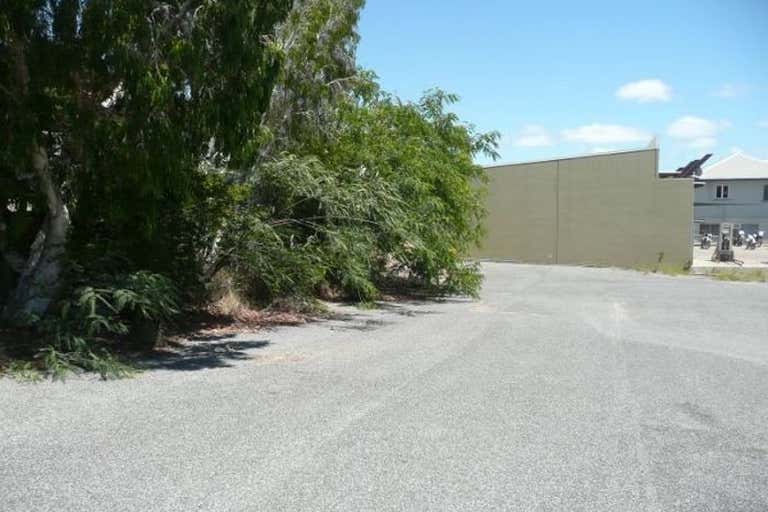 14 Short Street South Gladstone QLD 4680 - Image 4