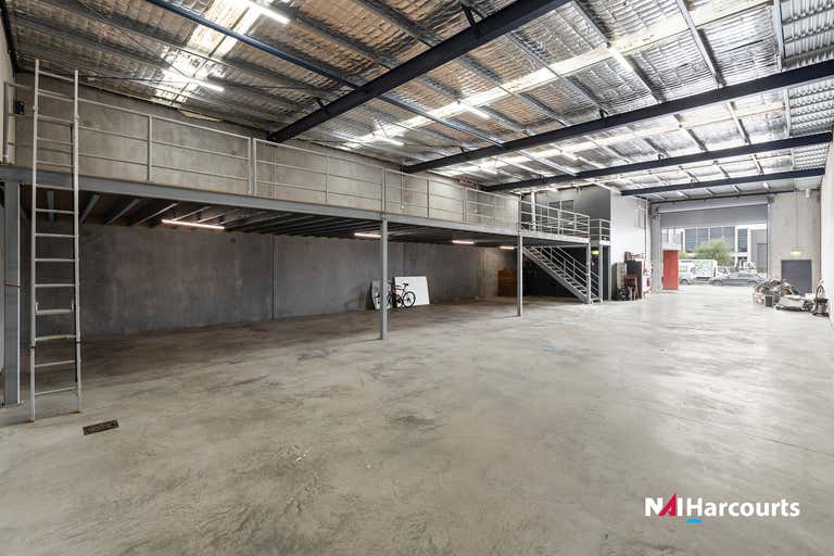 2/20 Tarkin Court Bell Park VIC 3215 - Image 2