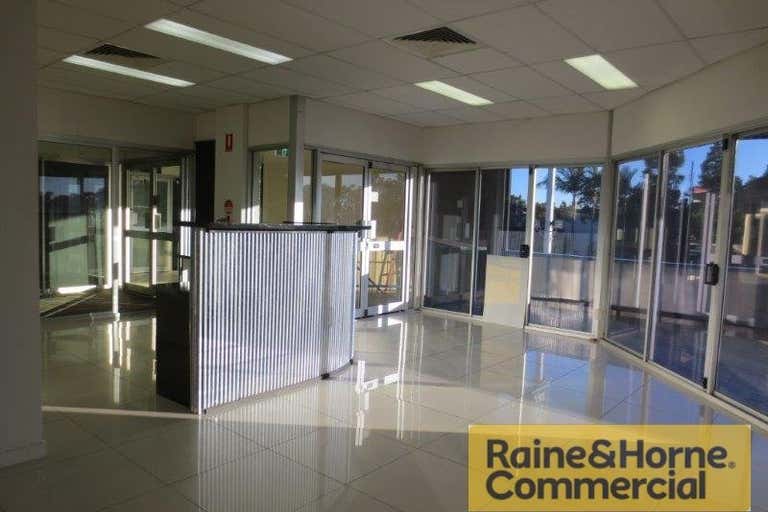 3A/26 Redland Bay Road Capalaba QLD 4157 - Image 1