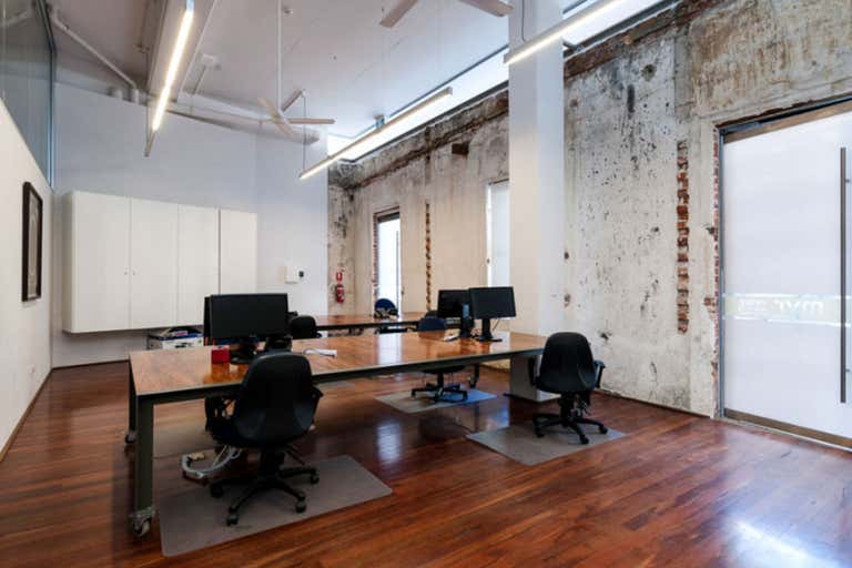 11/32 Henry Street Fremantle WA 6160 - Image 4