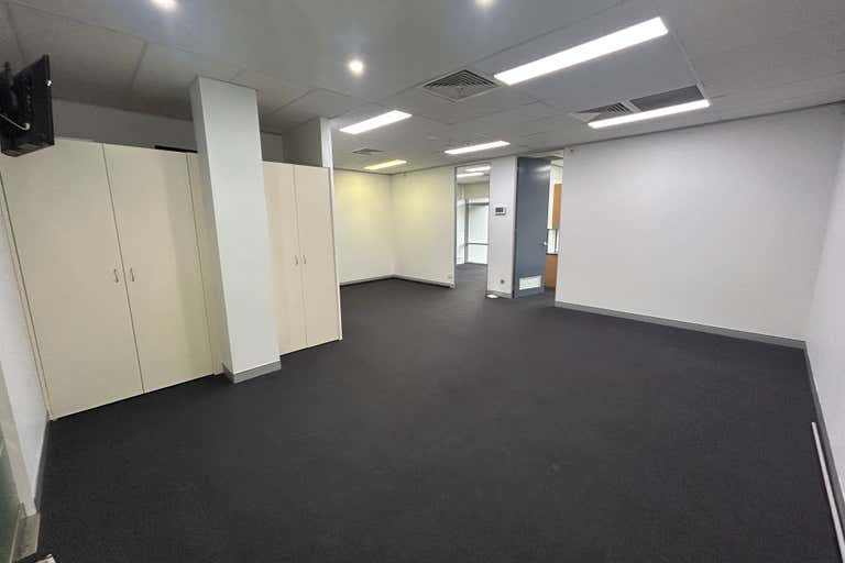 Suite 1.03, 4 Hyde Parade Campbelltown NSW 2560 - Image 2
