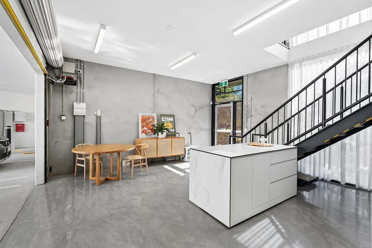 2/37 McDonald Road Windsor QLD 4030 - Image 1