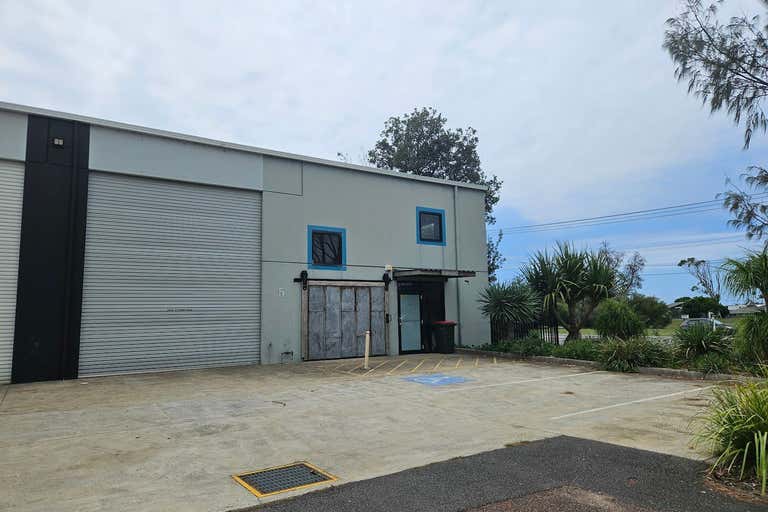 UNIT 5, 6 Seasands Drive Redhead NSW 2290 - Image 2