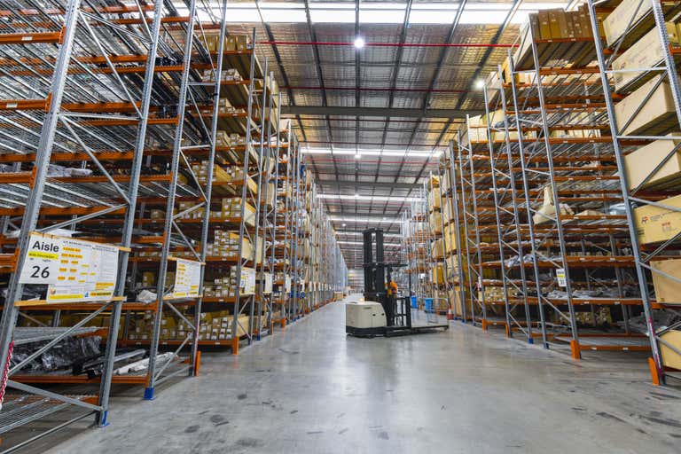 18 Anzac Avenue Smeaton Grange NSW 2567 - Image 4