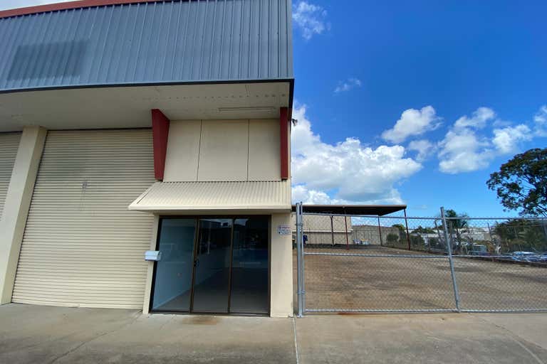 3/104 Boat Harbour Drive Pialba QLD 4655 - Image 1
