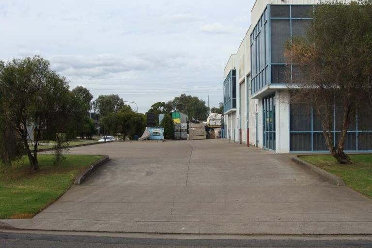 Unit 1, 4 Shaw Road Ingleburn NSW 2565 - Image 4