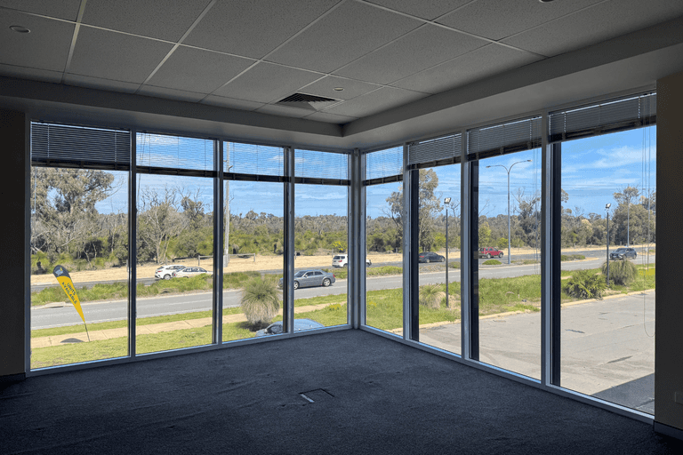 Lock n Store, 1/135A Dixon Road East Rockingham WA 6168 - Image 1