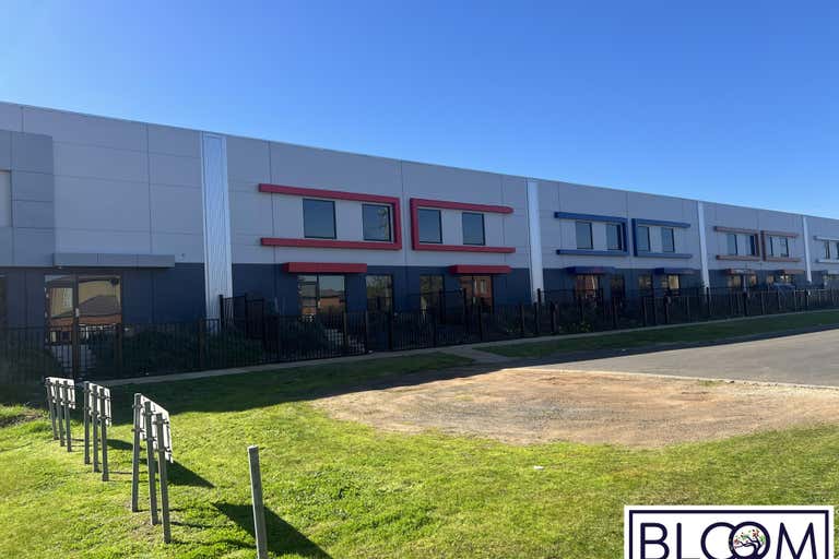 15/10 Graham Street Melton VIC 3337 - Image 2