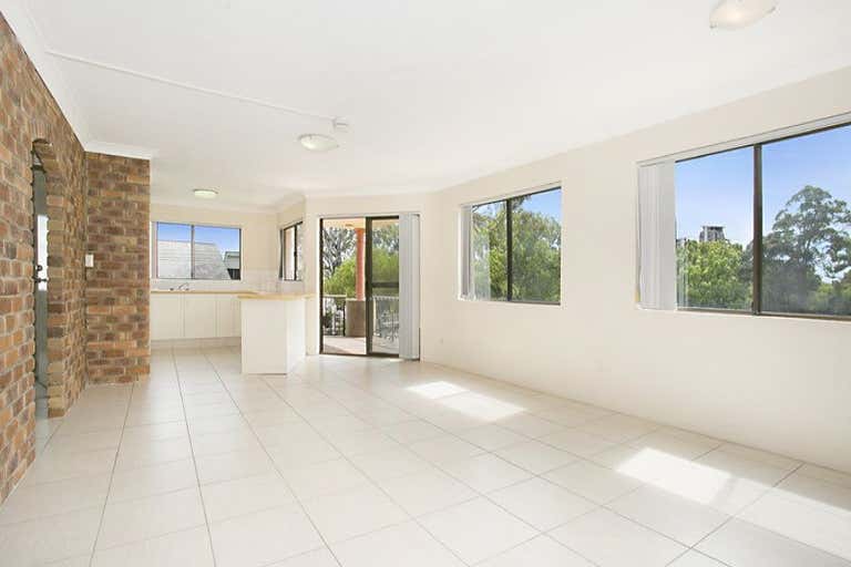 30 Cougal Street Southport QLD 4215 - Image 4