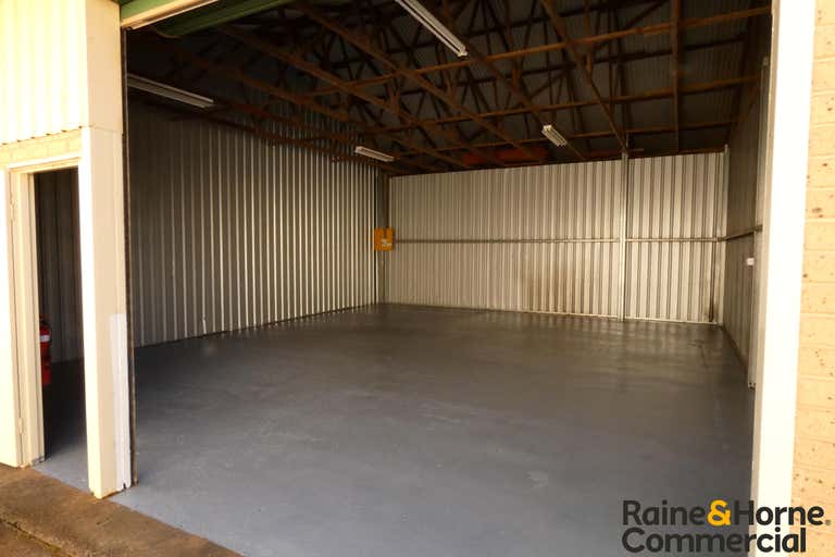 Unit 2E, 8-12 Acacia Avenue Port Macquarie NSW 2444 - Image 4