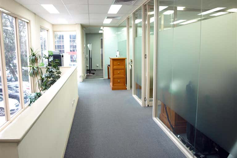 24 King Street Blackburn VIC 3130 - Image 2