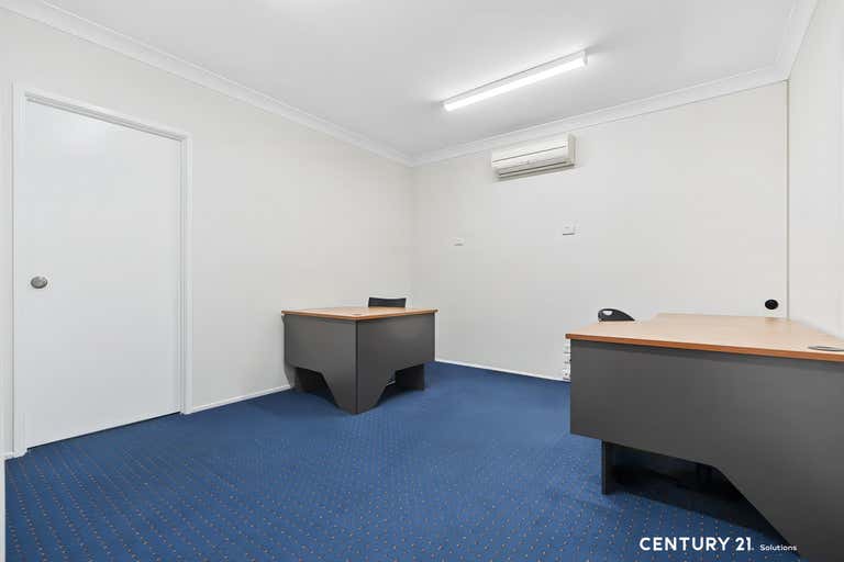 18 Albert Street Rockhampton City QLD 4700 - Image 4