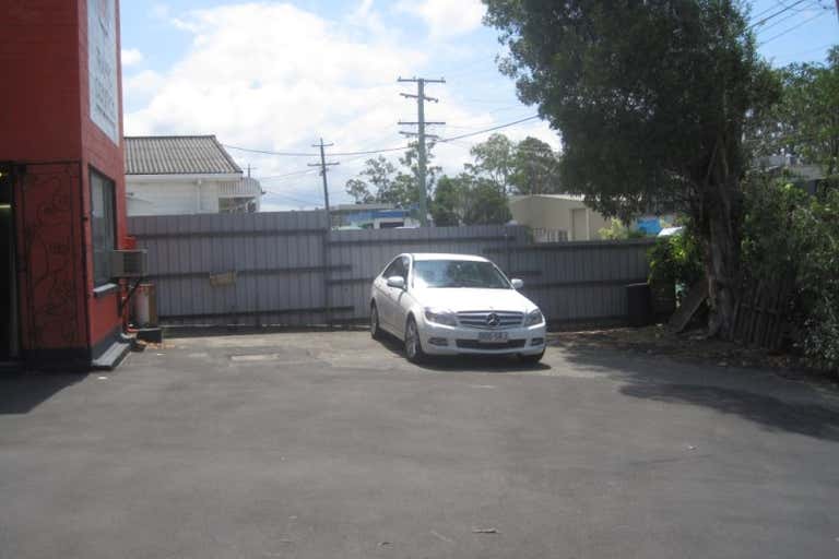 4/31 Ern Harley Drive Burleigh Heads QLD 4220 - Image 4