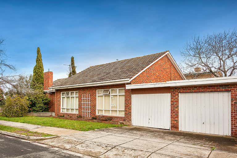 23 Montgomery Place Bulleen VIC 3105 - Image 3