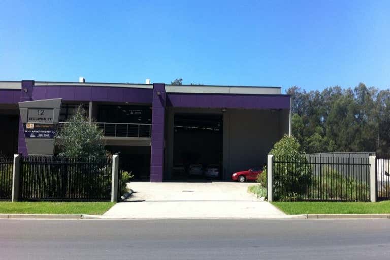 Unit 2, 2/12 Sedgwick Street Smeaton Grange NSW 2567 - Image 1