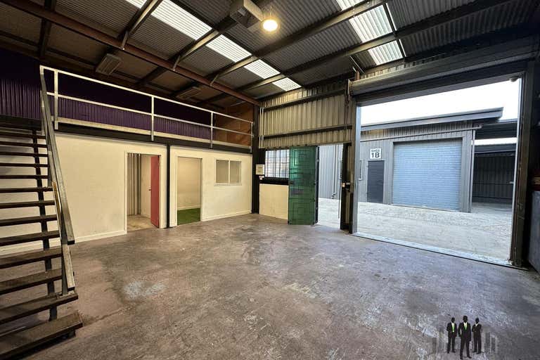 2B/29 Brewer St Clontarf QLD 4019 - Image 3