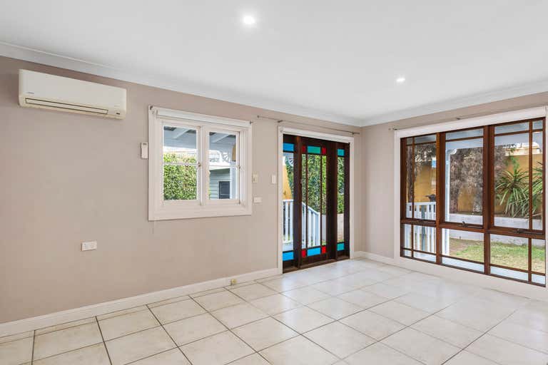 2 McCauley Street Thirroul NSW 2515 - Image 3