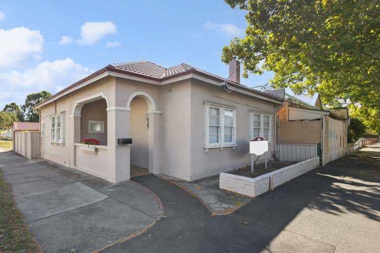 282 High Street Golden Square VIC 3555 - Image 1