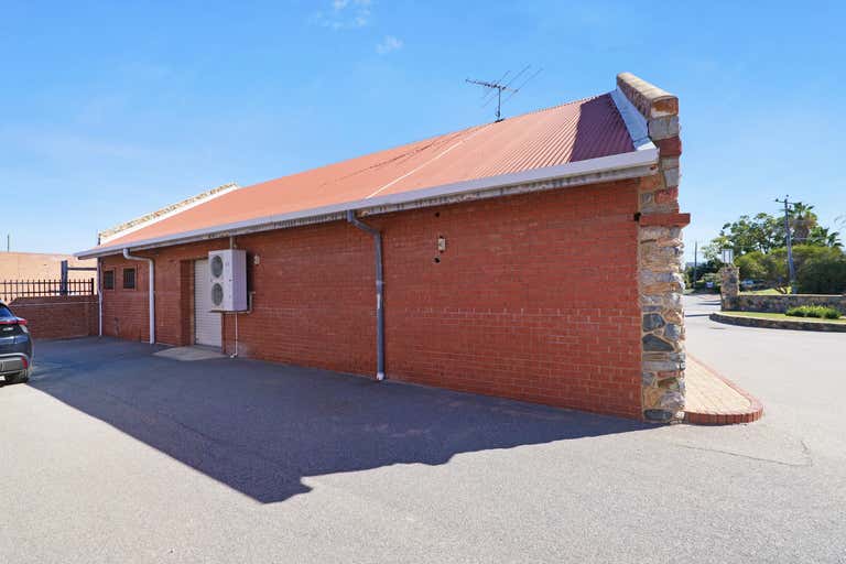 6/12 Mumford Place Balcatta WA 6021 - Image 2