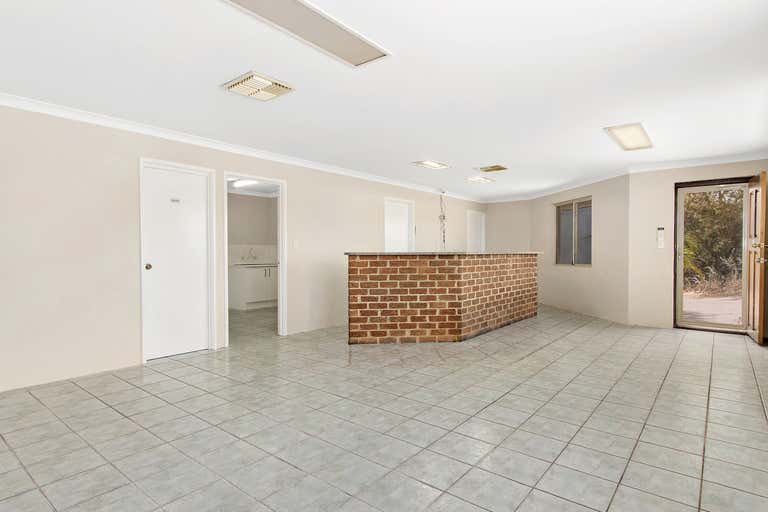 268 Pinjarra Road Mandurah WA 6210 - Image 4