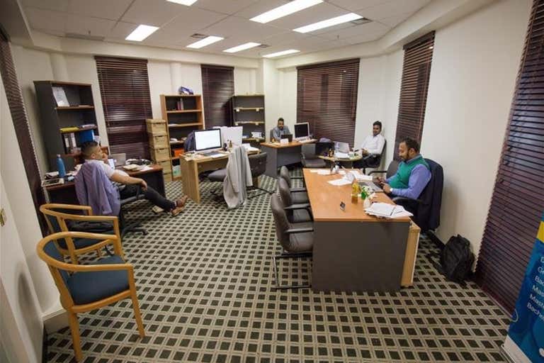 202/530 Little Collins Street Melbourne VIC 3000 - Image 3