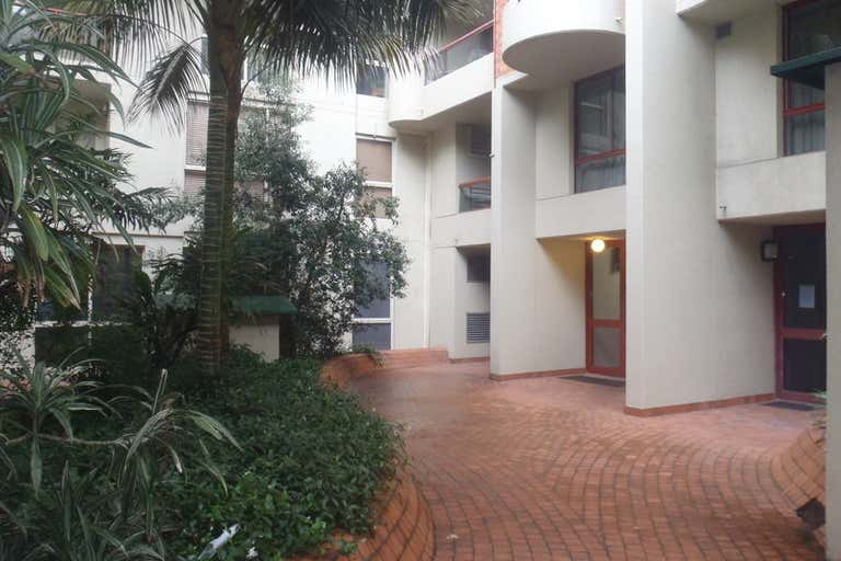 Suite 4, 98  Alfred Street Milsons Point NSW 2061 - Image 1