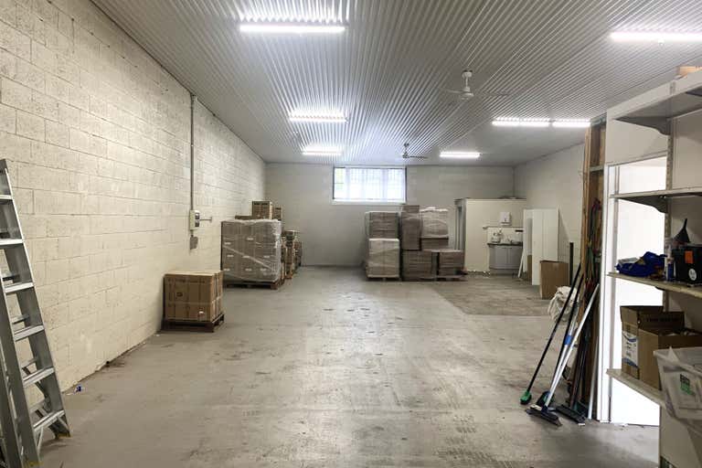 2a/18 Machinery Drive Tweed Heads South NSW 2486 - Image 2