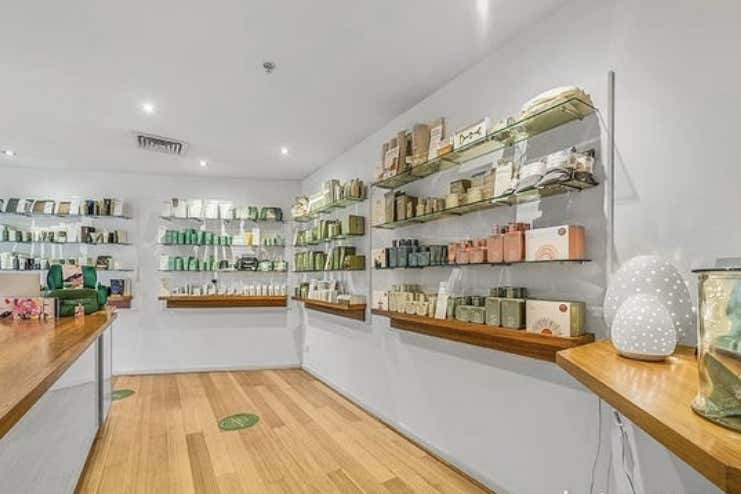 242 Esplanade Brighton VIC 3186 - Image 3