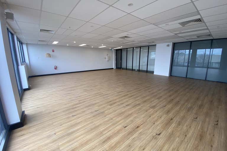 Level 1 Suite TB2, Level 1 B2 9 Commercial Road Caroline Springs VIC 3023 - Image 1