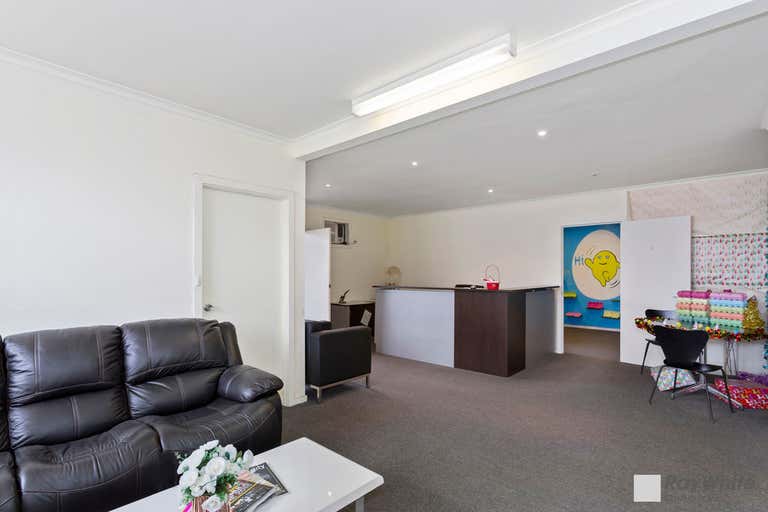 67 Renver Road Clayton VIC 3168 - Image 3