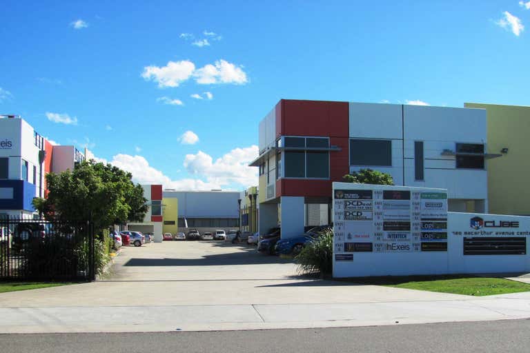 2/720 Macarthur Avenue Central Pinkenba QLD 4008 - Image 1