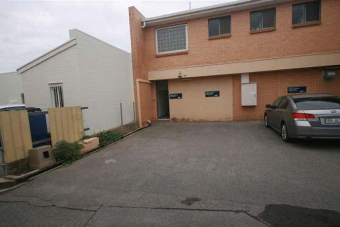 81 Jetty Road Glenelg SA 5045 - Image 2