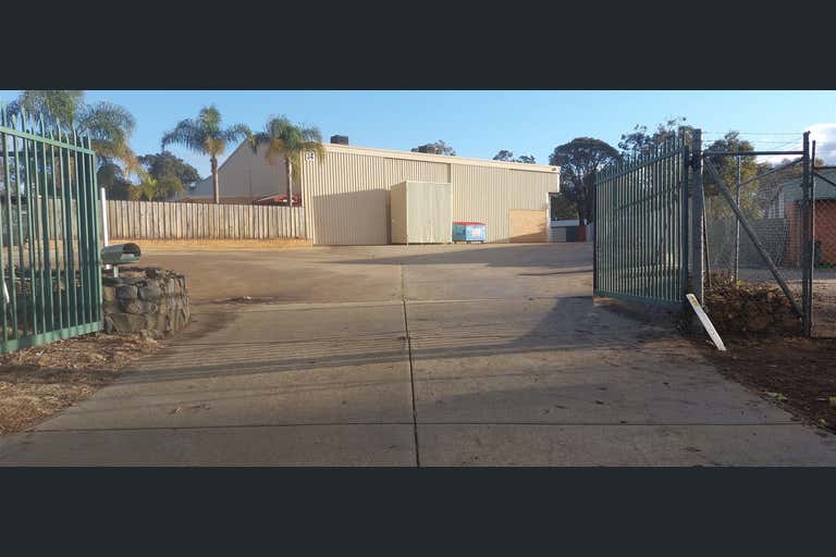 34 Wandeara Crescent, Mundaring, WA 6073 Industrial & Warehouse