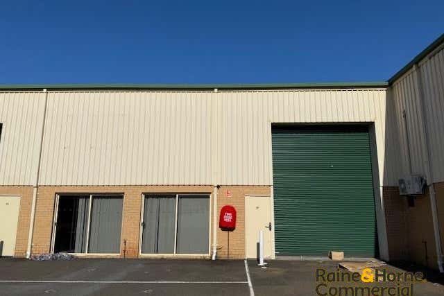 Unit 5F, 8-12 Acacia Avenue Port Macquarie NSW 2444 - Image 1