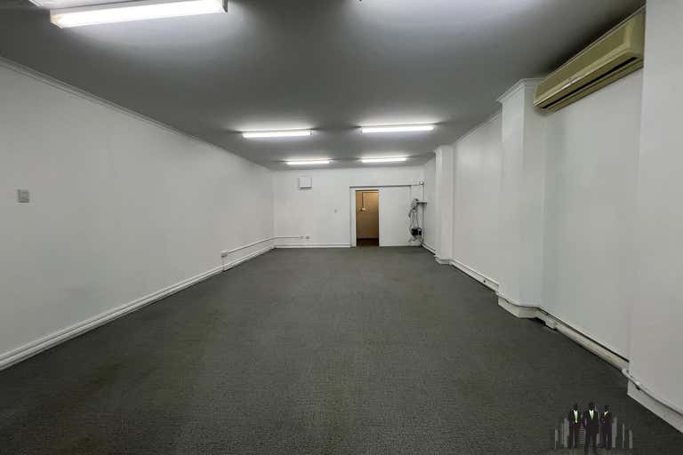 1/13 King St Caboolture QLD 4510 - Image 2