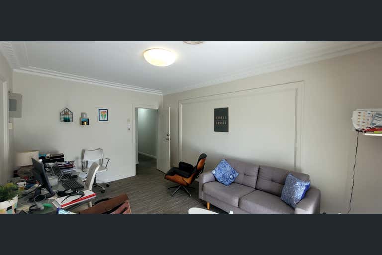 5/1726 Gold Coast Highway Burleigh Heads QLD 4220 - Image 1