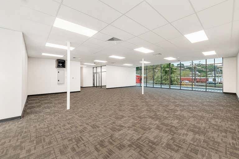 Suite 4, Level 1, 2 Dutton Road Mount Barker SA 5251 - Image 2