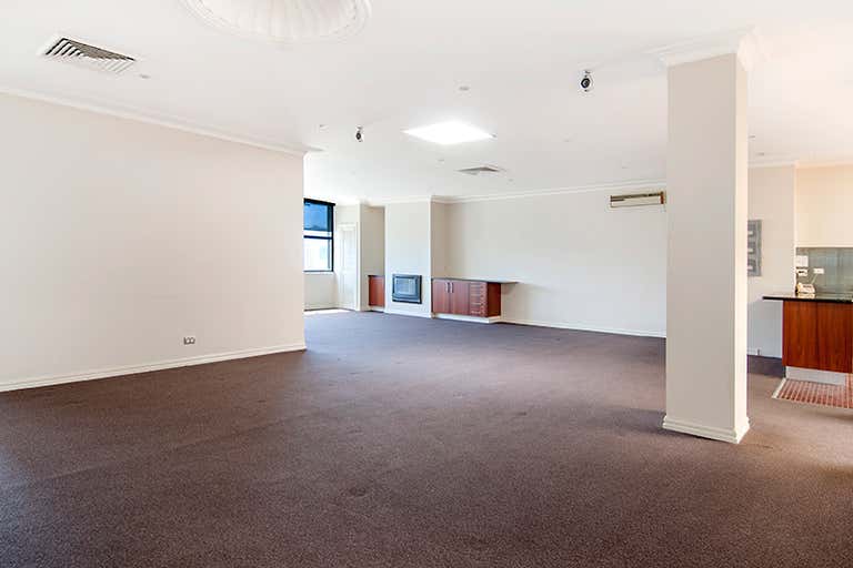 1/135 Bakers Road Coburg North VIC 3058 - Image 3