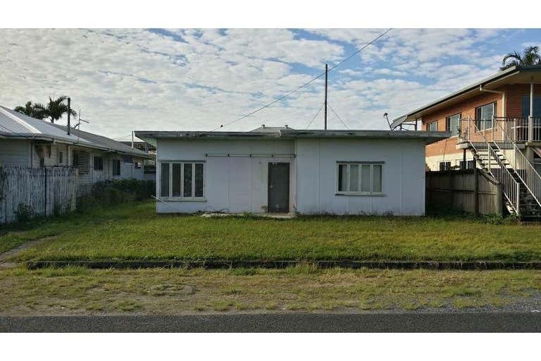 253 Spence St Bungalow QLD 4870 - Image 2