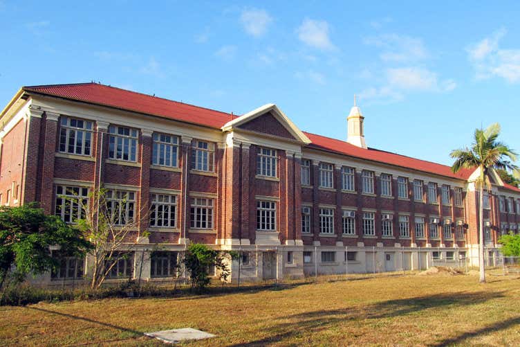 Historical Former School Building, 29 Ingham Road West End QLD 4810 - Image 1