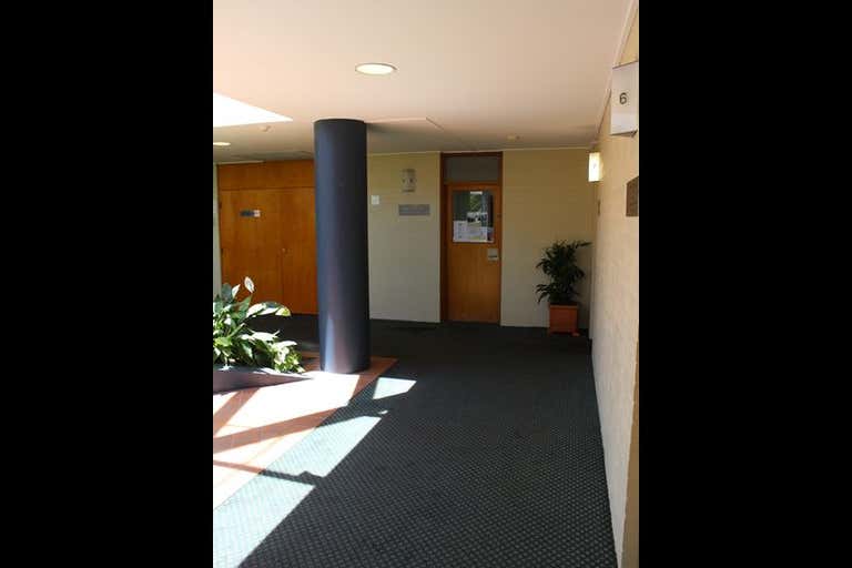 Suite 8, 7 Scott Street East Toowoomba QLD 4350 - Image 1