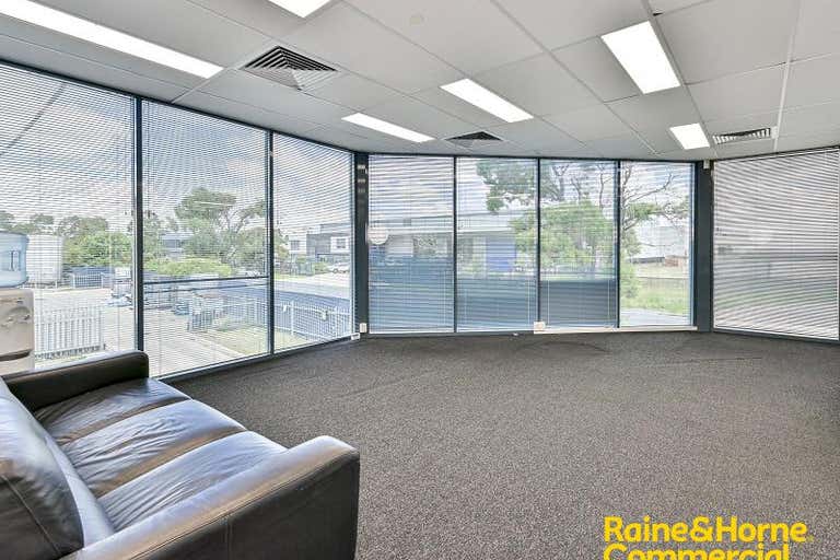 Unit 1, 41 Topham Road Smeaton Grange NSW 2567 - Image 4