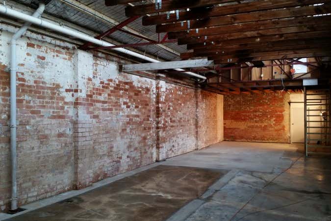 Ex Food Factory Currently Being Re-Vamped!! - Image 3