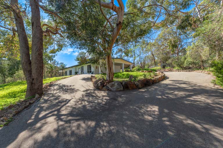 235 Nettleton Road Byford WA 6122 - Image 1