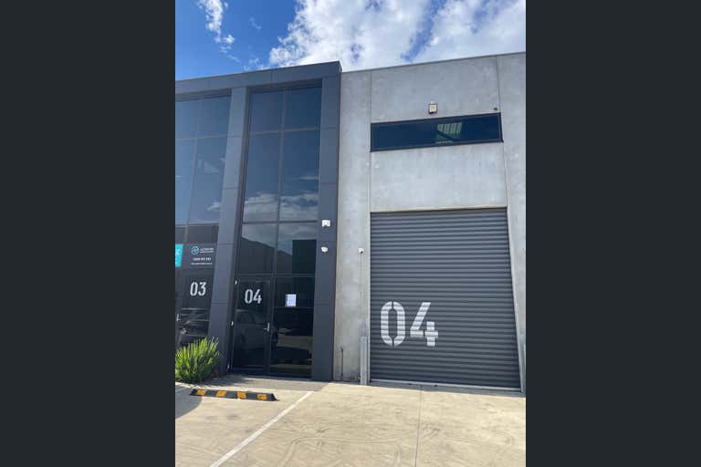 4/40b Wallace Avenue Point Cook VIC 3030 - Image 2