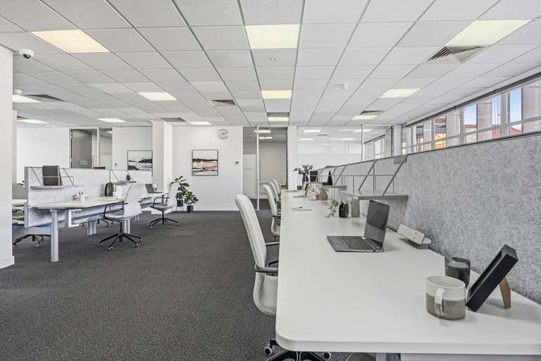 1/17 Lydiard Street North Ballarat Central VIC 3350 - Image 2