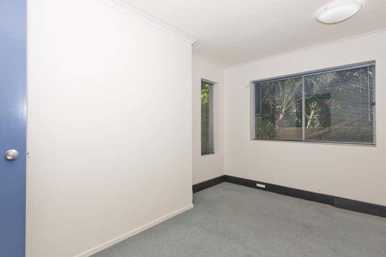 18/128 Bowen Street Spring Hill QLD 4000 - Image 4