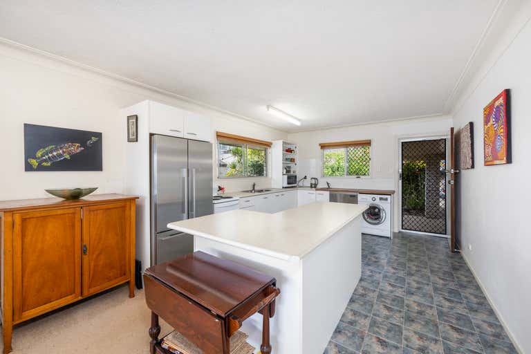 23 Hill Avenue Burleigh Heads QLD 4220 - Image 3