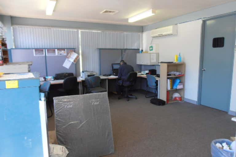 1/111 Wisemans Ferry Rd Somersby NSW 2250 - Image 3