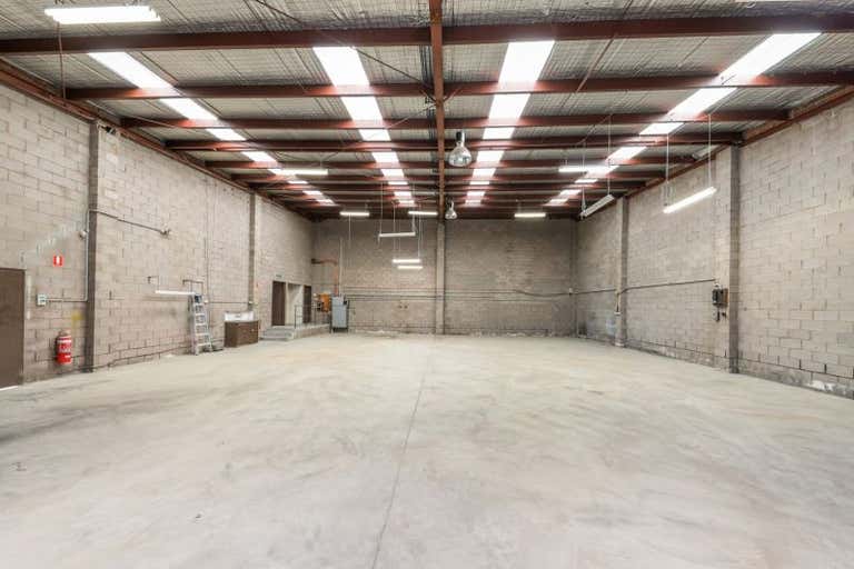 Unit 2, 5 Treforest Drive Clayton VIC 3168 - Image 3